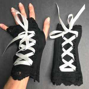 Short Corset Gloves Black Lace Up Wedding Arm Warmers Sleeves Renaissance White